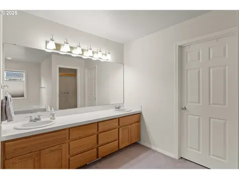 7409 SW Locust Street Portland OR 97223