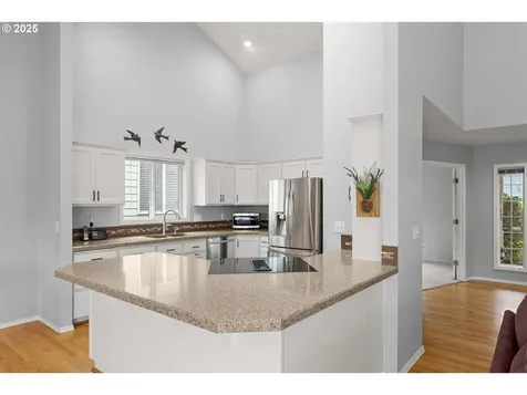7409 SW Locust Street Portland OR 97223