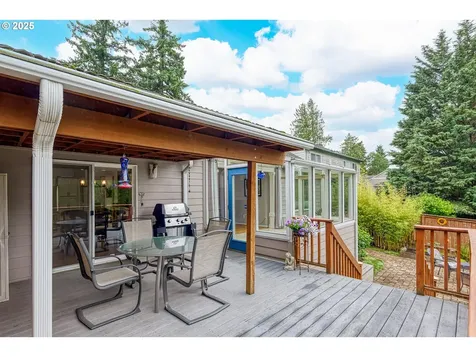 7409 SW Locust Street Portland OR 97223