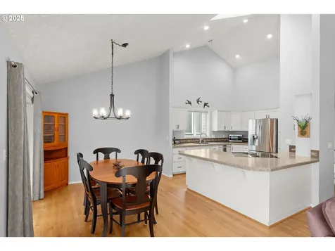 7409 SW Locust Street Portland OR 97223