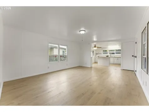 570 N 10th Avenue Cornelius OR 97113