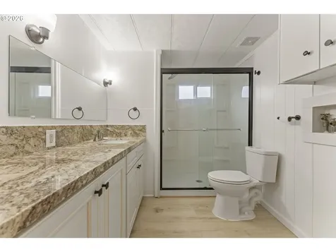 570 N 10th Avenue Cornelius OR 97113