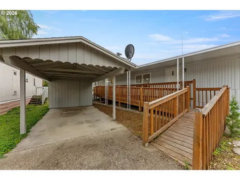 570 N 10th Avenue Cornelius OR 97113