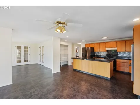 4202 L Circle Washougal WA 98671