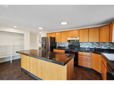 4202 L Circle Washougal WA 98671