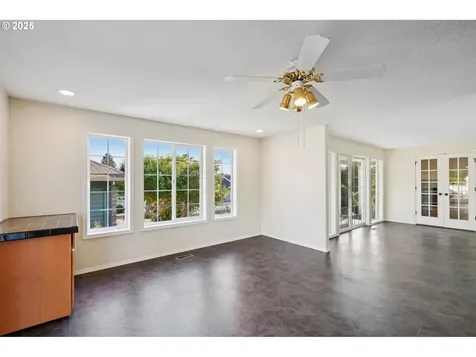 4202 L Circle Washougal WA 98671