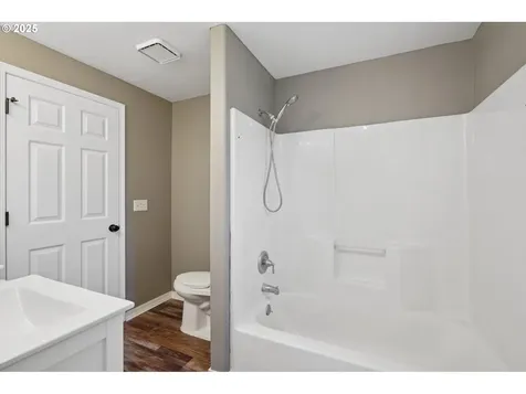 4202 L Circle Washougal WA 98671