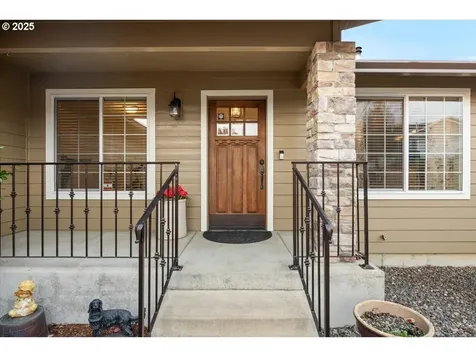 635 Valley Vista Street Sutherlin OR 97479