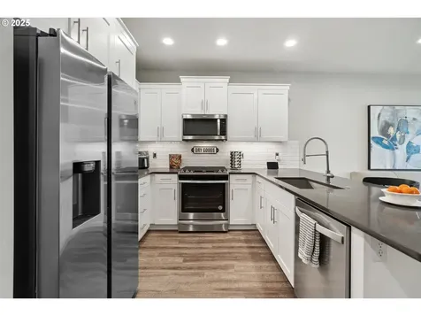 3991 SE Century Boulevard Hillsboro OR 97123