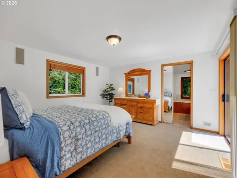715 N Laurel Street Cannon Beach OR 97110