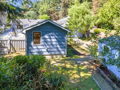 715 N Laurel Street Cannon Beach OR 97110
