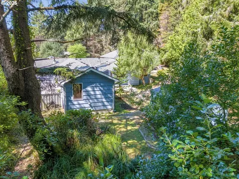 715 N Laurel Street Cannon Beach OR 97110