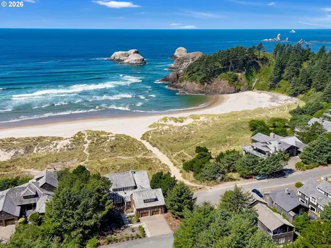 715 N Laurel Street Cannon Beach OR 97110