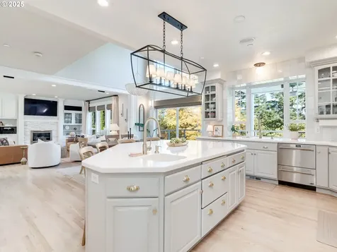 28499 SE Sweetbriar Road Troutdale OR 97060