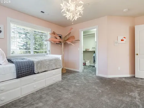 28499 SE Sweetbriar Road Troutdale OR 97060