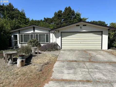 1601 Rhododendron Drive Florence OR 97439