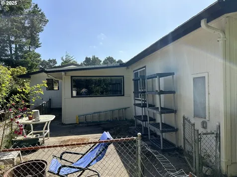 1601 Rhododendron Drive Florence OR 97439