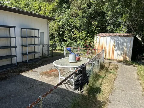 1601 Rhododendron Drive Florence OR 97439