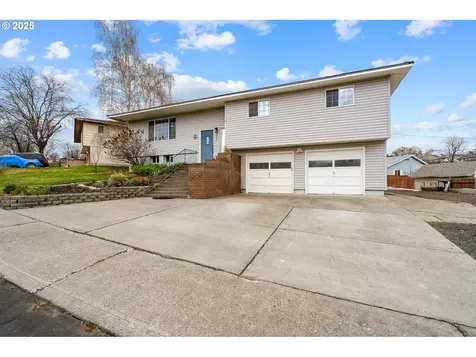 3226 SW Isaac Avenue Pendleton OR 97801