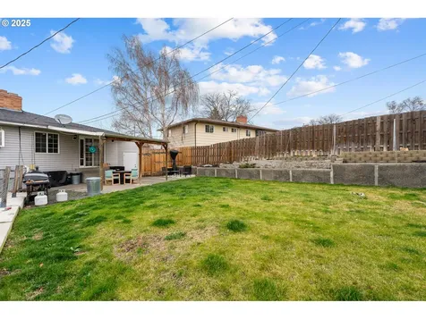 3226 SW Isaac Avenue Pendleton OR 97801