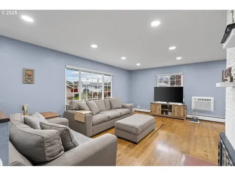 3226 SW Isaac Avenue Pendleton OR 97801