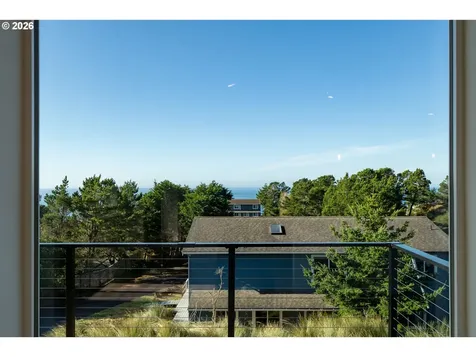 110 Crescent Street Oceanside OR 97134