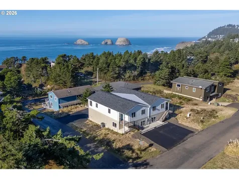 110 Crescent Street Oceanside OR 97134