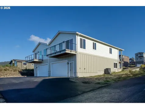 110 Crescent Street Oceanside OR 97134