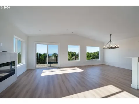 110 Crescent Street Oceanside OR 97134
