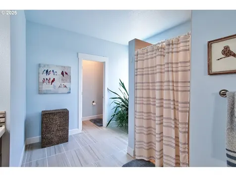 2817 N Estate Street Newberg OR 97132