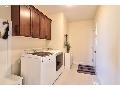 2817 N Estate Street Newberg OR 97132