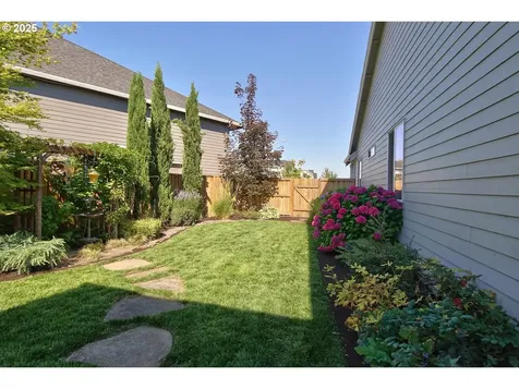 2817 N Estate Street Newberg OR 97132