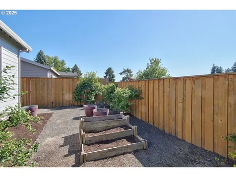 2817 N Estate Street Newberg OR 97132