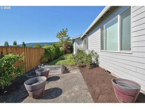 2817 N Estate Street Newberg OR 97132