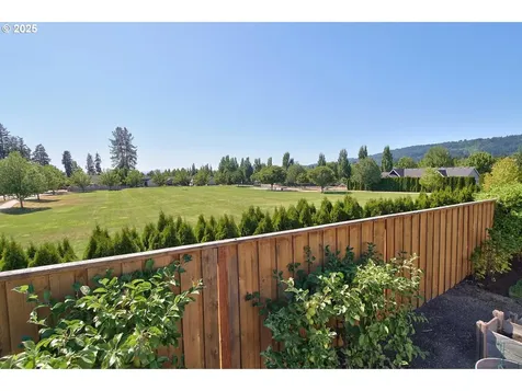 2817 N Estate Street Newberg OR 97132