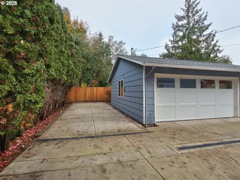 16685 SW Florence Street Beaverton OR 97078