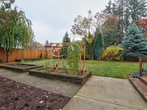 16685 SW Florence Street Beaverton OR 97078