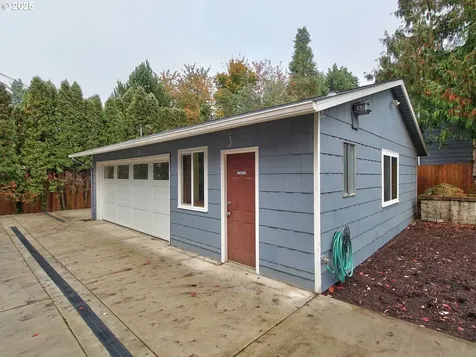 16685 SW Florence Street Beaverton OR 97078