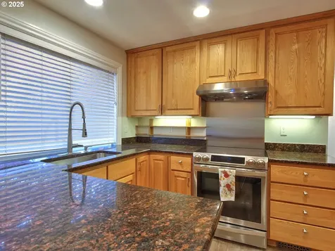 16685 SW Florence Street Beaverton OR 97078