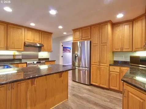16685 SW Florence Street Beaverton OR 97078