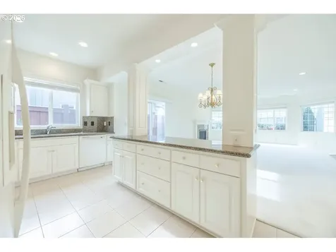 3329 Lake Wood Drive Eugene OR 97408