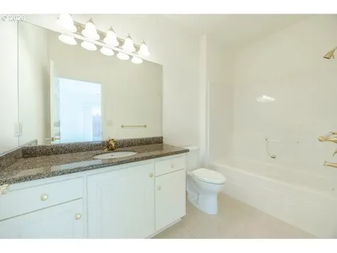 3329 Lake Wood Drive Eugene OR 97408