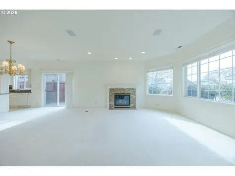 3329 Lake Wood Drive Eugene OR 97408