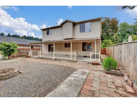 8605 NE Milton Street Portland OR 97220