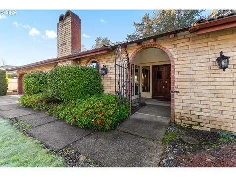 7610 NE Meadows Drive Vancouver WA 98662