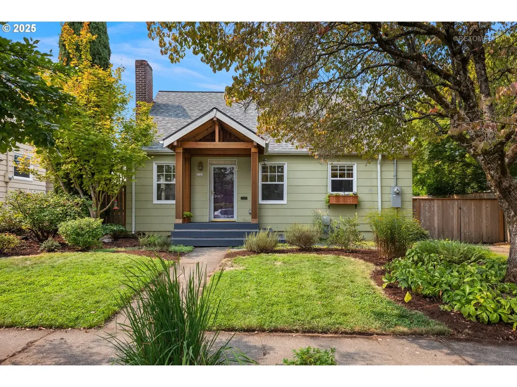 5715 NE 36th Avenue Portland OR 97211