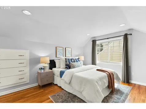 5715 NE 36th Avenue Portland OR 97211
