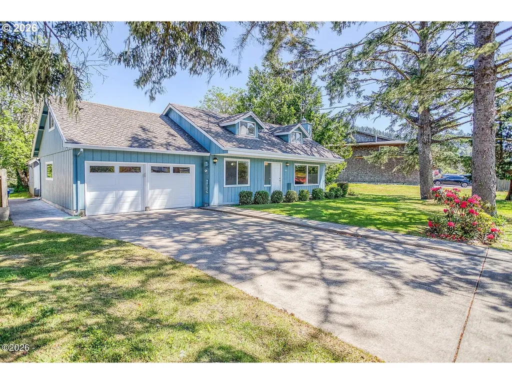 4702 SE 51st Street Lincoln City OR 97367