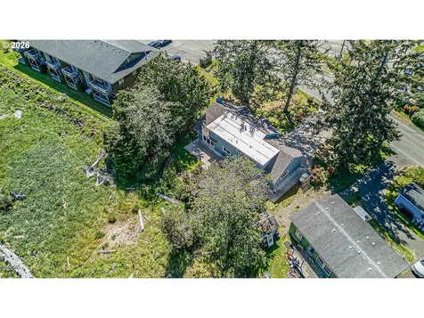 4702 SE 51st Street Lincoln City OR 97367