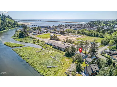 4702 SE 51st Street Lincoln City OR 97367